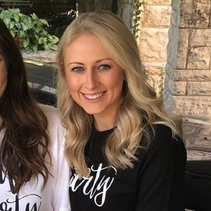 Meet your Posher, Kayla